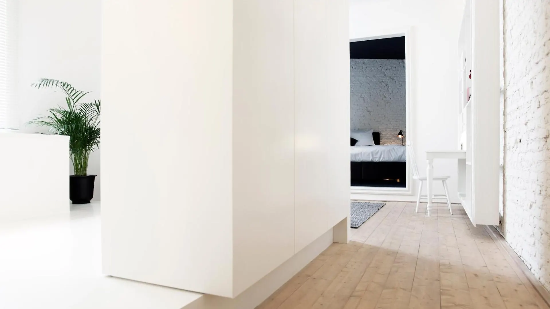 Bed & Breakfast Maison Nationale City Flats & Suites Antwerp